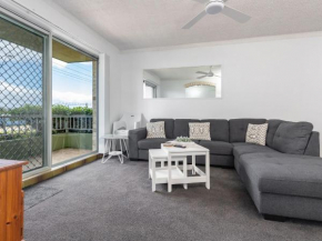 Camelot 01, Forster